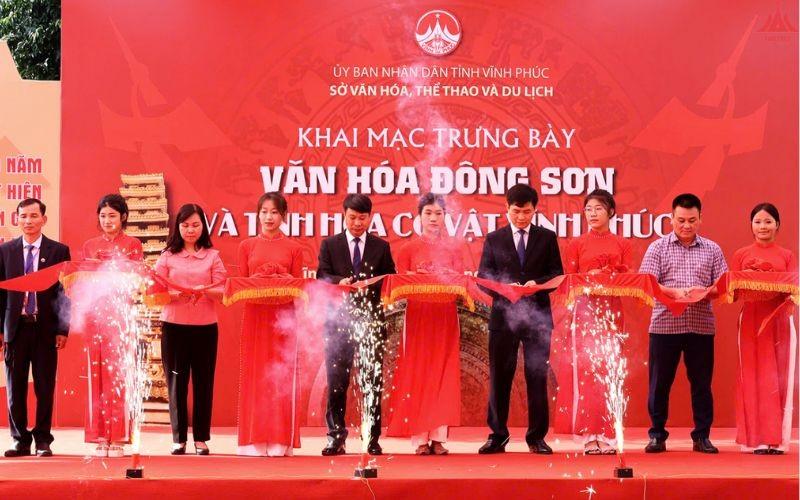 KHAI MẠC TRƯNG BÀY VĂN HÓA ĐÔNG SƠN VÀ TINH HOA CỔ VẬT VĨNH PHÚC