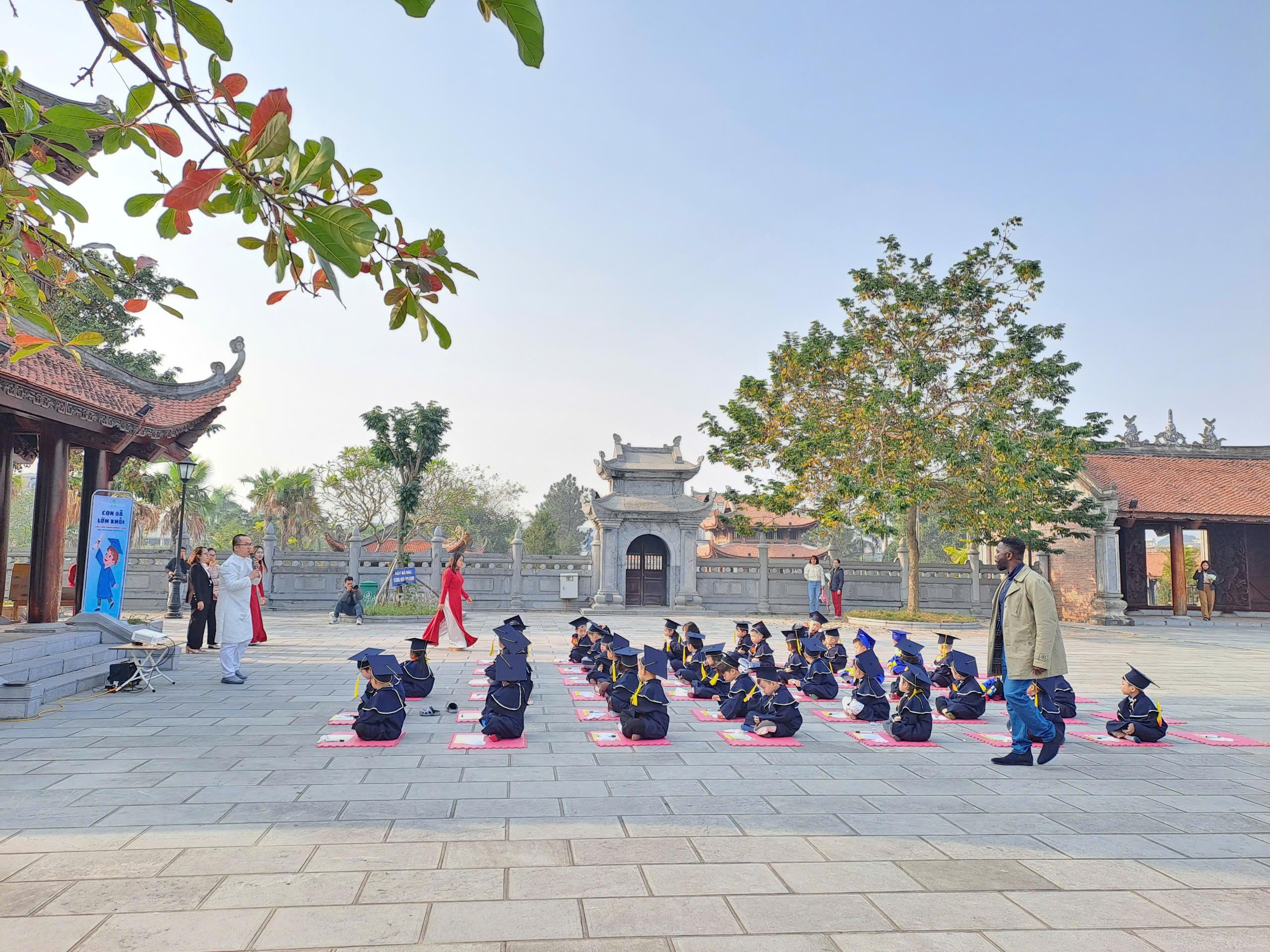 THI TRẠNG NGUYÊN NHỎ TUỔI TẠI VĂN MIẾU VĨNH PHÚC